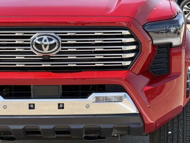 Used 2024 Toyota Tacoma Limited AWD/4WD image 10