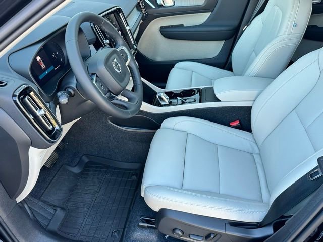 New 2026 Volvo XC40 B5 Plus w/ Protection Package Premier image 6
