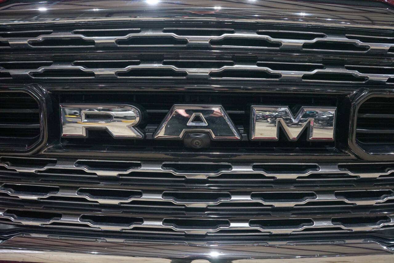 Used 2024 RAM 3500 Limited AWD/4WD image 21