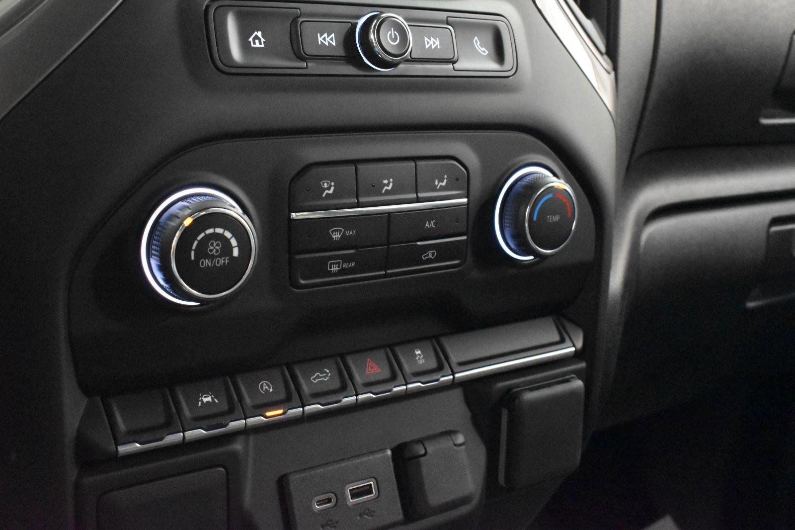 Used 2023 Chevrolet Silverado 1500 Custom w/ LPO, Dark Essentials Package AWD/4WD image 18
