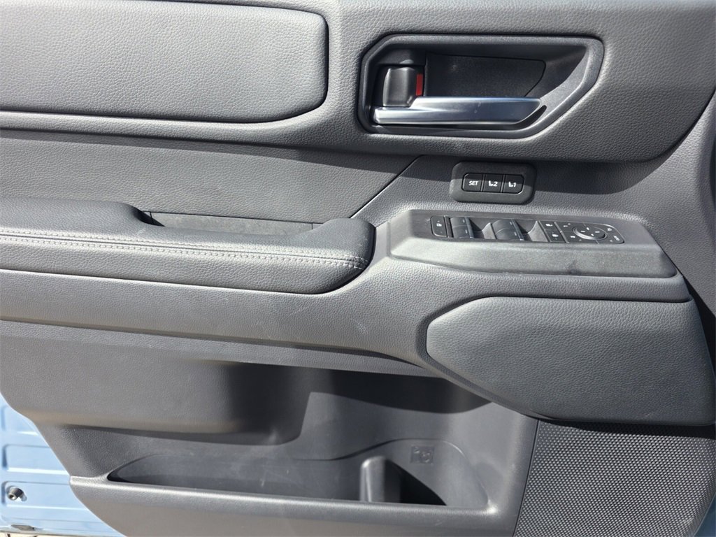 Certified 2024 Toyota Land Cruiser image 27