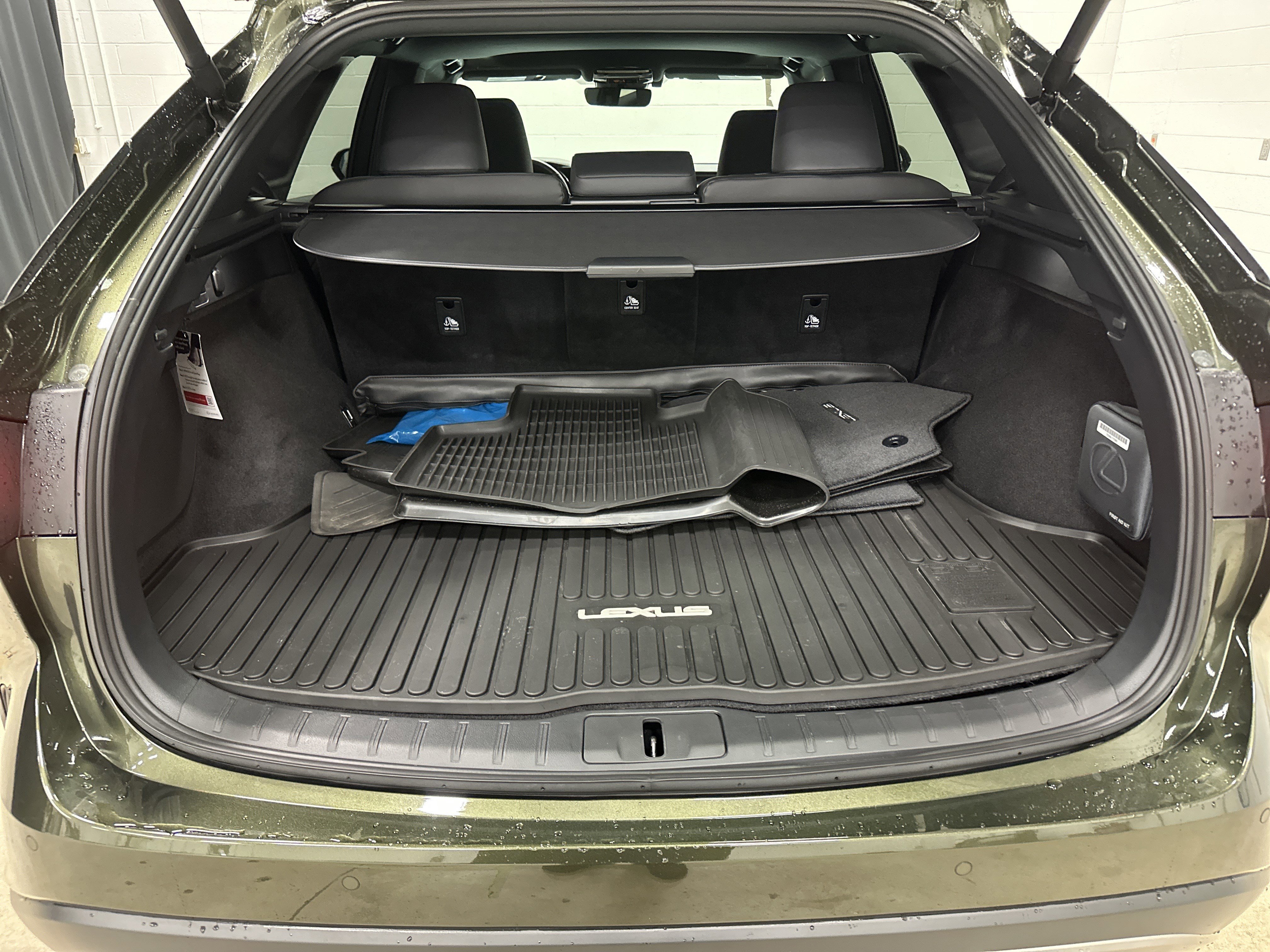 Certified 2025 Lexus RX 350h 350h Premium w/ Accessory Package image 32