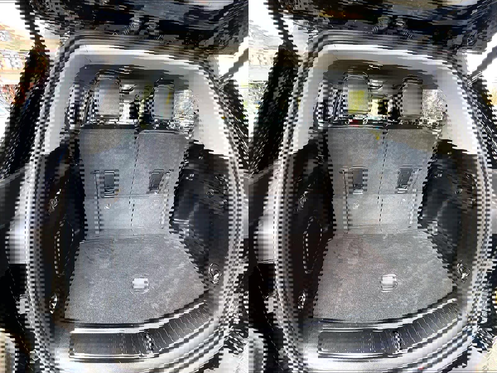 Used 2023 Jeep Grand Cherokee L Limited w/ Luxury Tech Group II AWD/4WD image 15