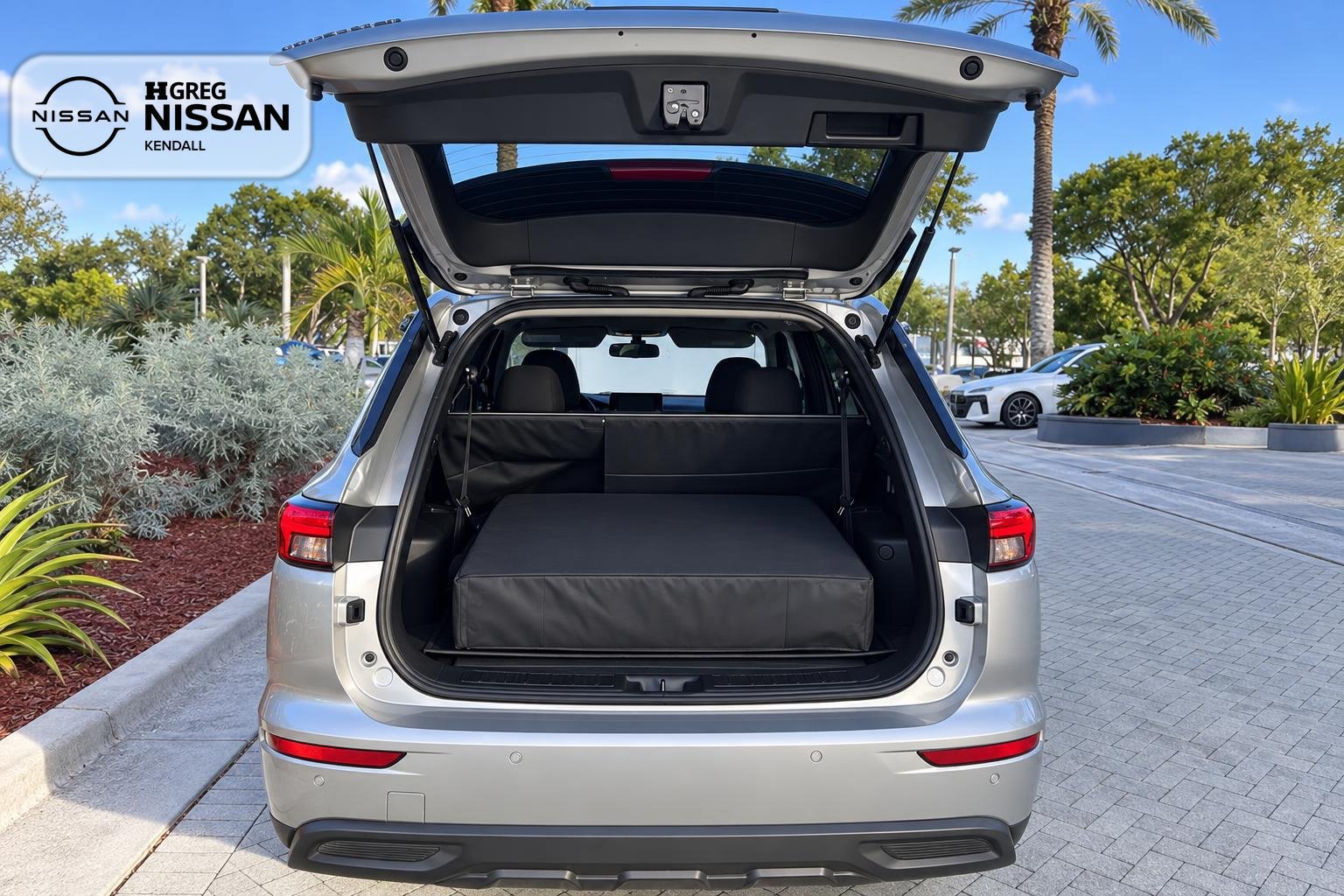 Used 2023 Mitsubishi Outlander ES FWD image 13
