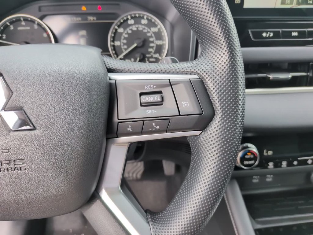 New 2026 Mitsubishi Outlander ES AWD/4WD image 21