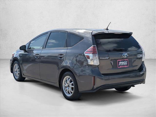 Used 2017 Toyota Prius V Four image 8