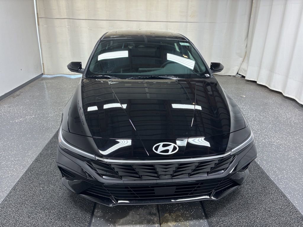 New 2026 Hyundai Elantra SEL Sport image 2