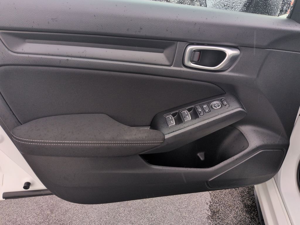 Used 2023 Honda Civic Sport image 10