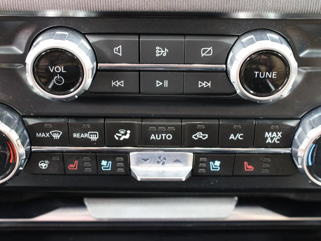 Used 2023 Ford F250 Platinum AWD/4WD image 74