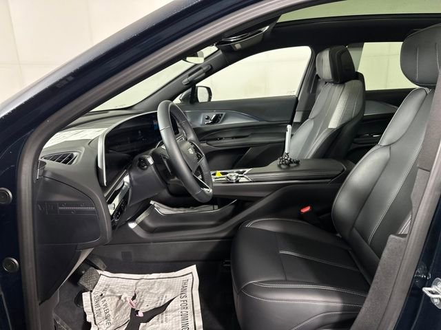Used 2024 Cadillac Lyriq Tech image 11