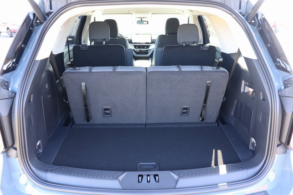 New 2026 Ford Explorer Active image 13