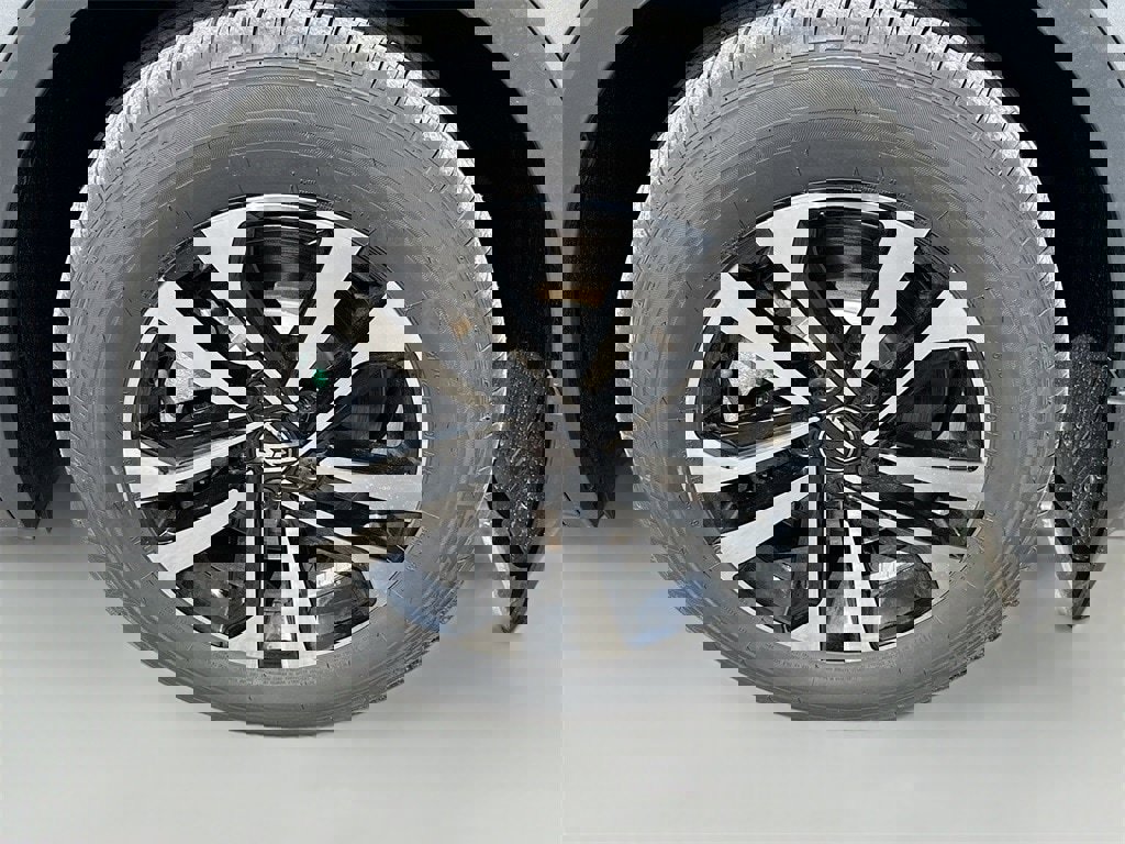 New 2024 Volkswagen Tiguan S image 31