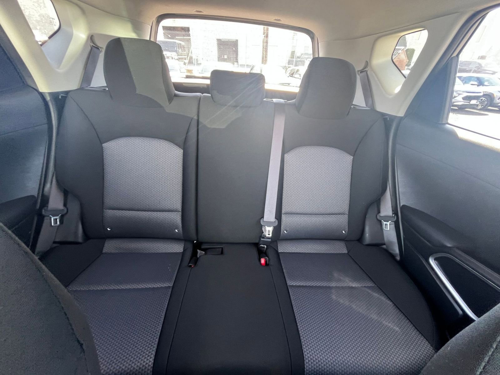 Used 2025 Kia Soul LX w/ LX Technology Package FWD image 33