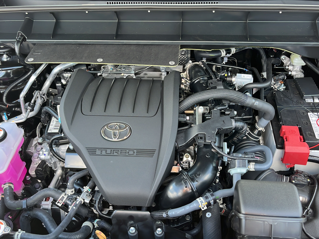 New 2026 Toyota Highlander Platinum AWD/4WD image 20