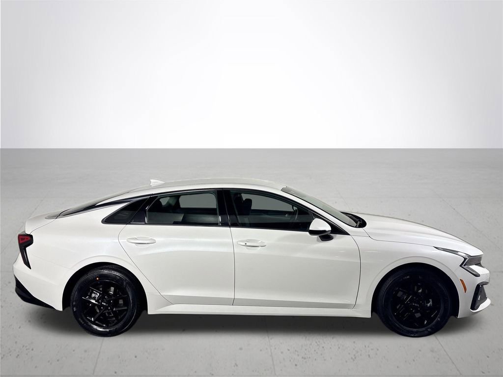 New 2026 Kia K5 LXS FWD image 5