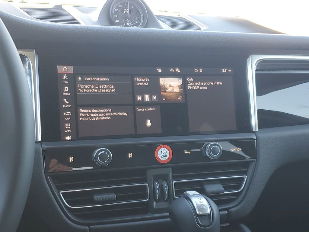 New 2026 Porsche Macan image 21