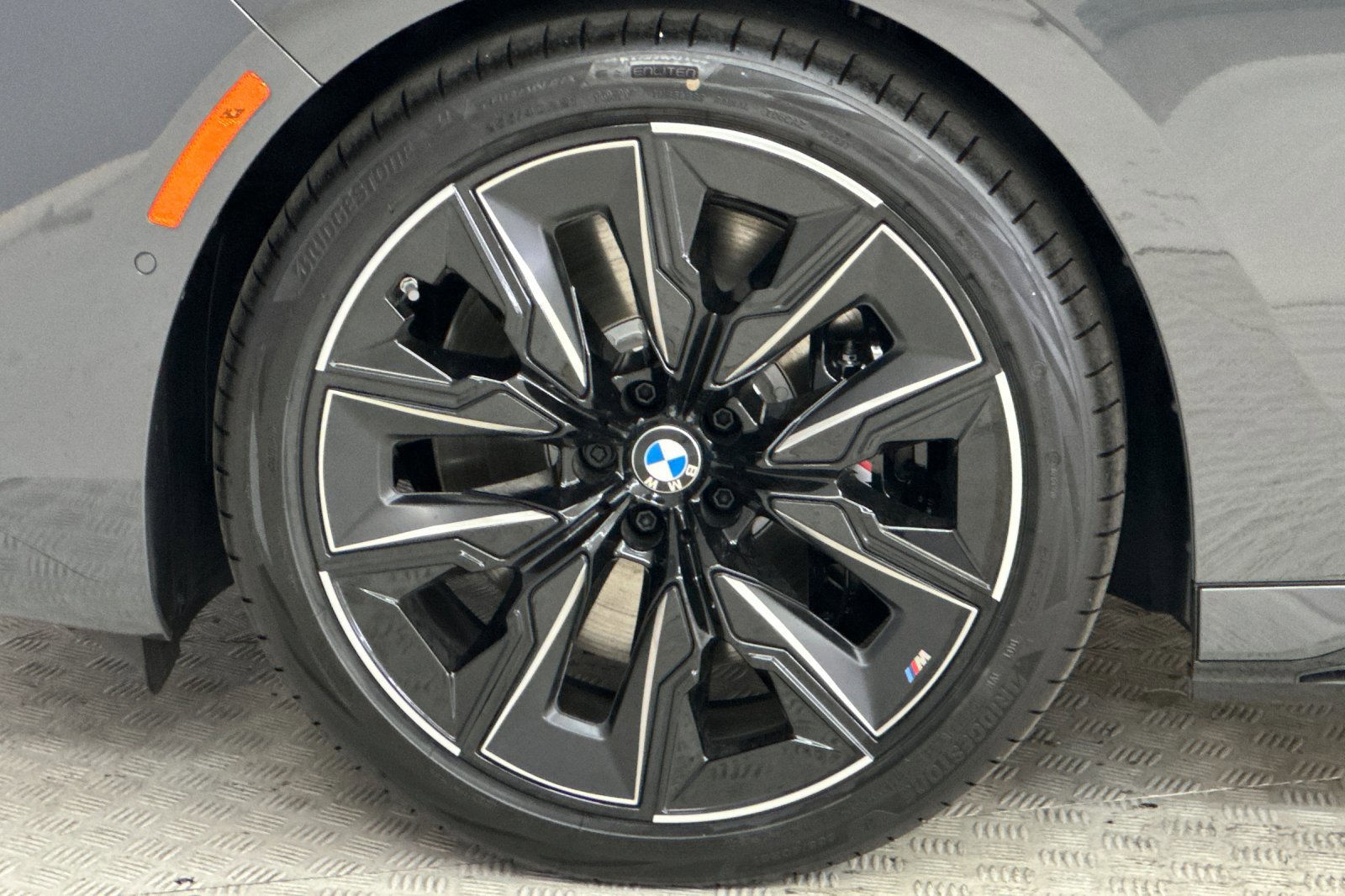 New 2026 BMW i7 eDrive50 w/ M Sport Package image 11