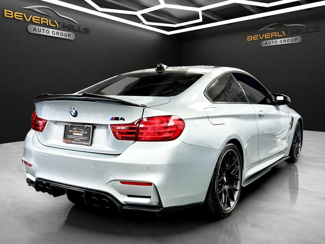 Used 2017 BMW M4 Coupe w/ Executive Package RWD image 5