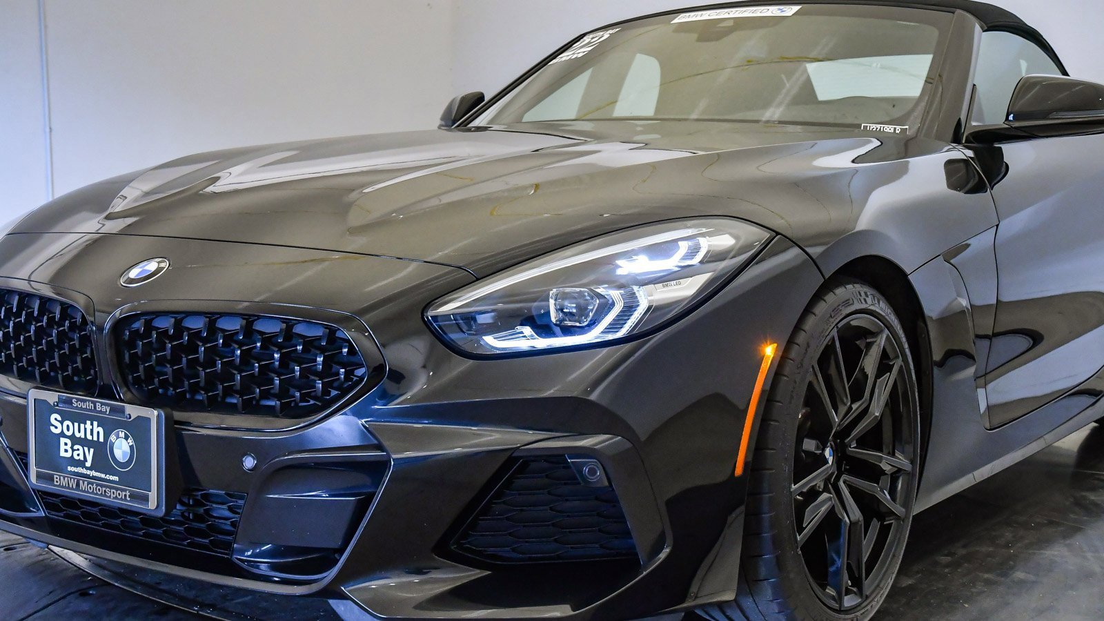 Certified 2022 BMW Z4 sDrive30i w/ M Sport Package image 9