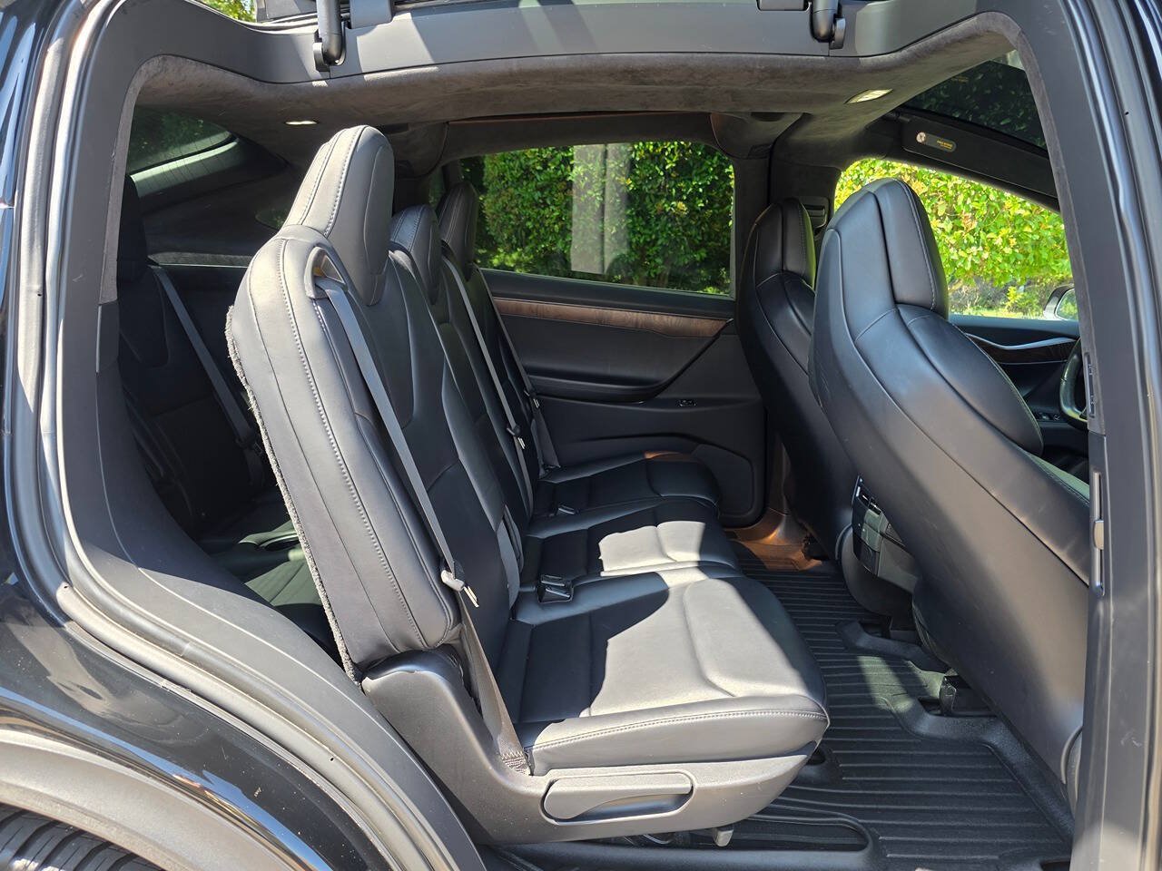 Used 2018 Tesla Model X 100D AWD/4WD image 25