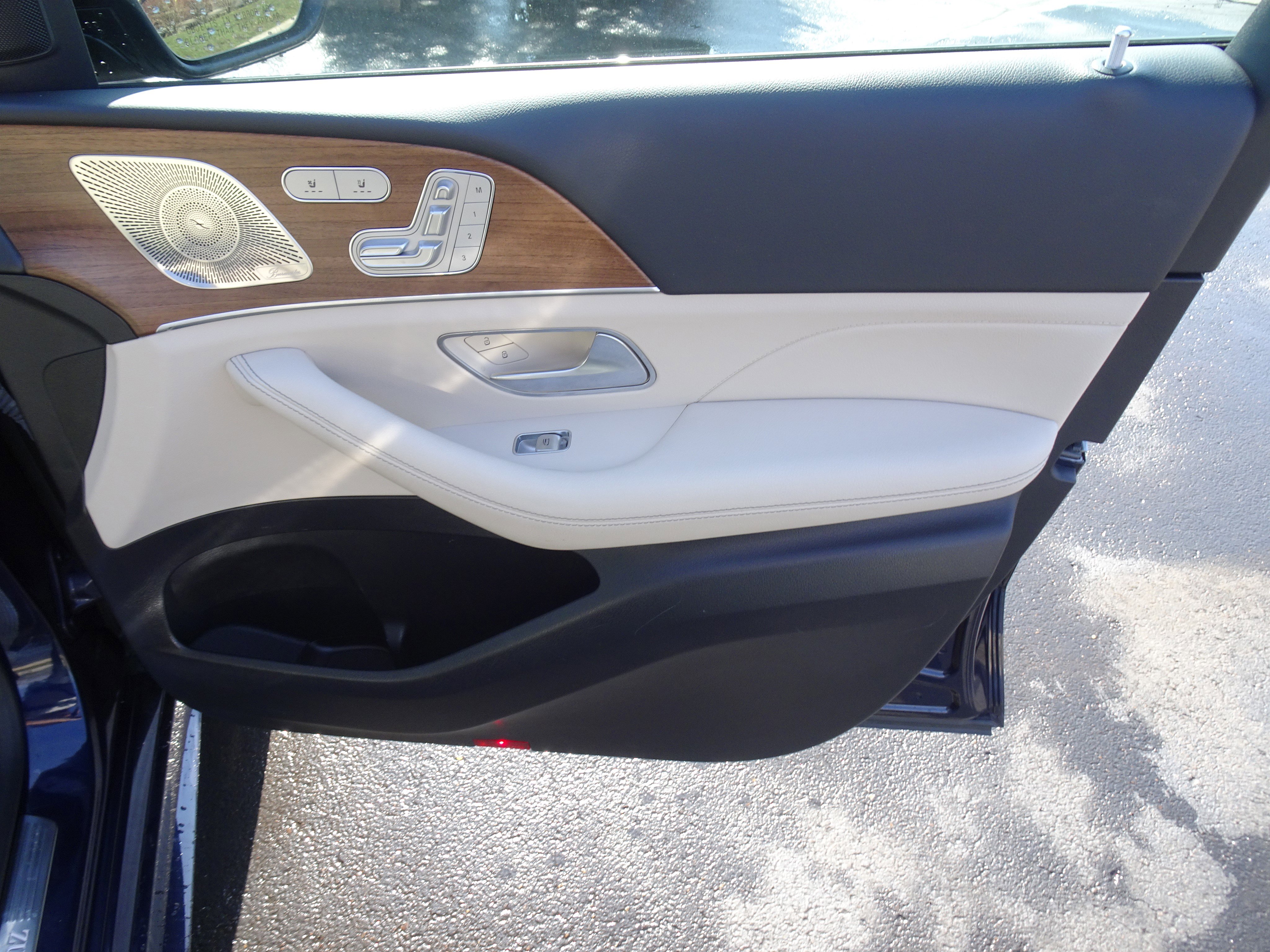 Used 2022 Mercedes-Benz GLE 450 4MATIC image 24