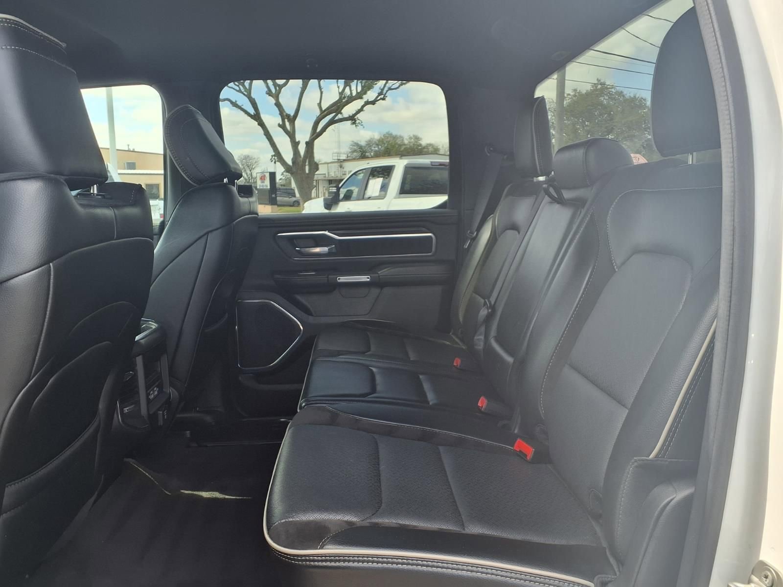 Used 2024 RAM 1500 Laramie image 18