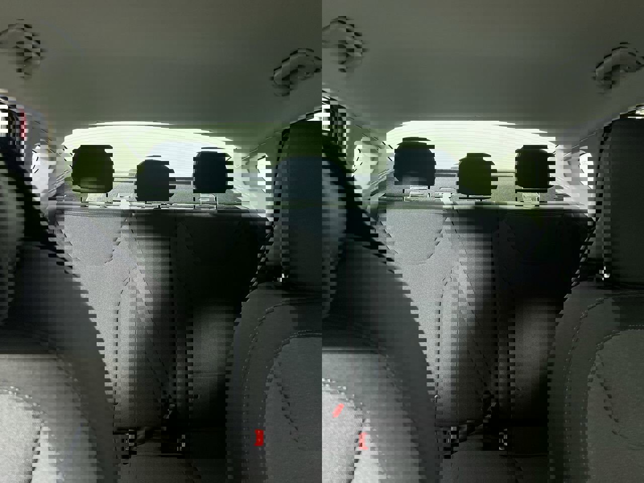 New 2025 Kia K4 LXS image 33