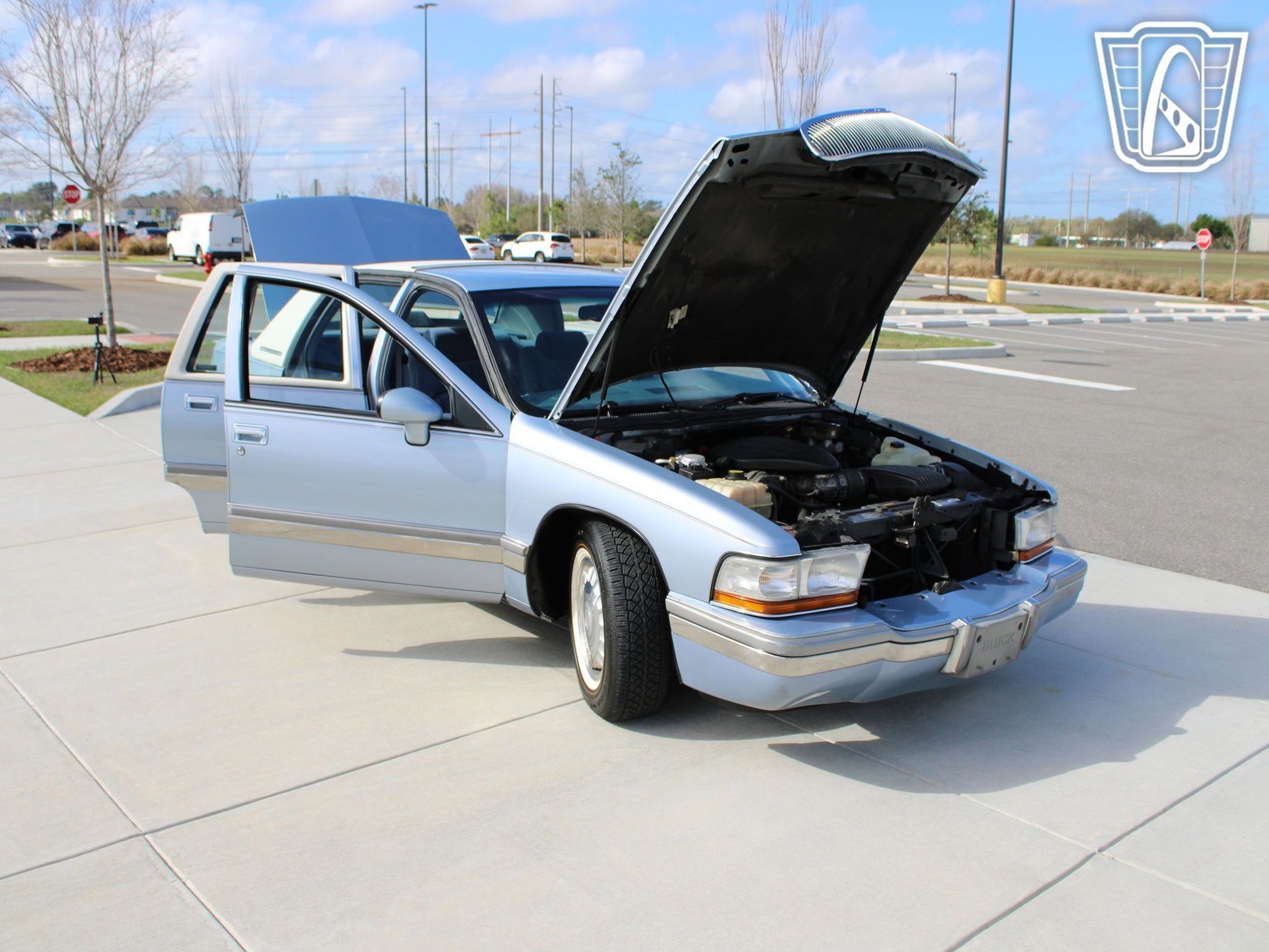 Used 1994 Buick Roadmaster Sedan image 25