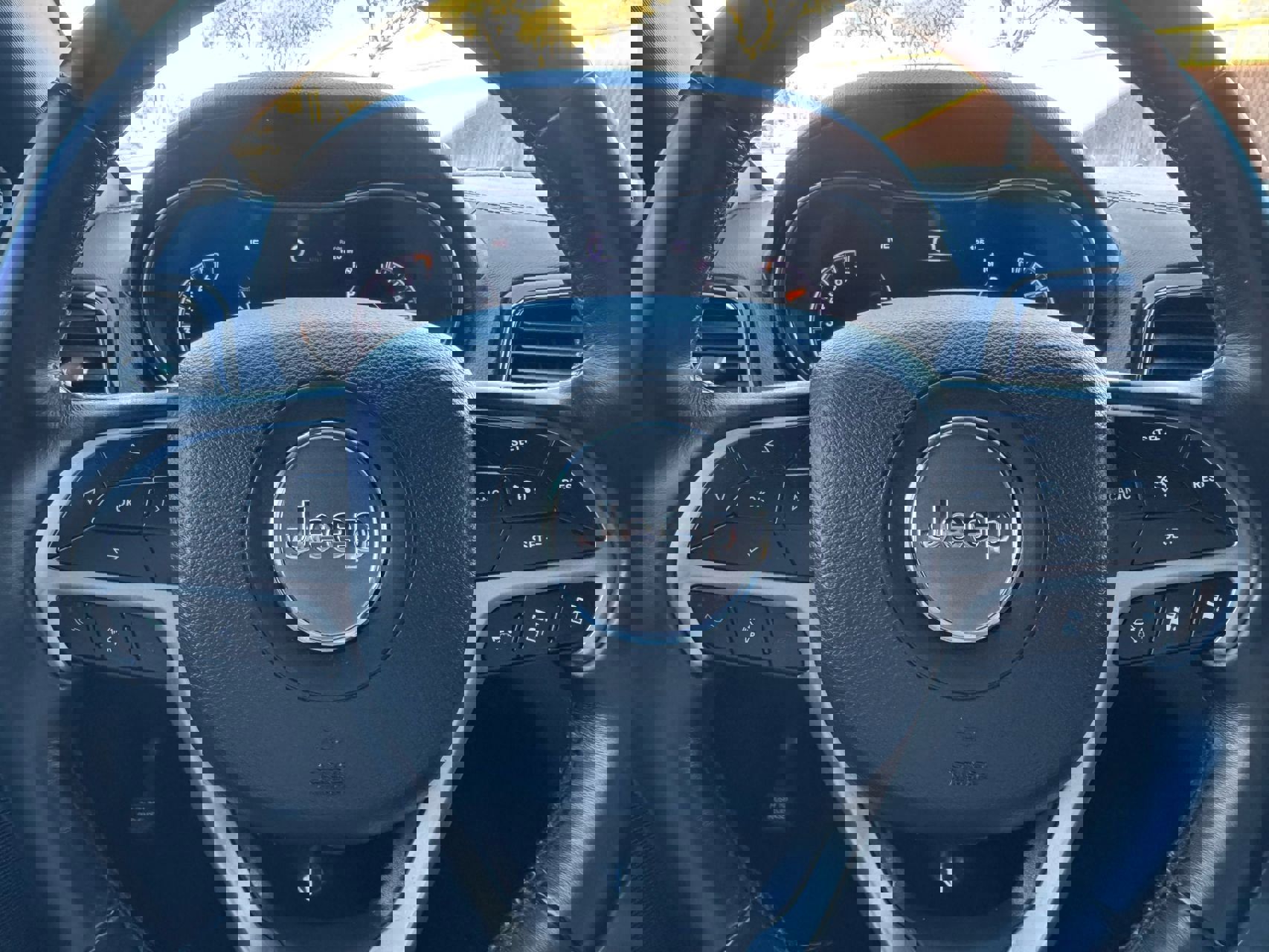 Used 2019 Jeep Grand Cherokee High Altitude image 16