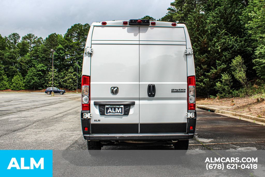 Used 2025 RAM ProMaster 2500 w/ Convenience Group FWD image 10
