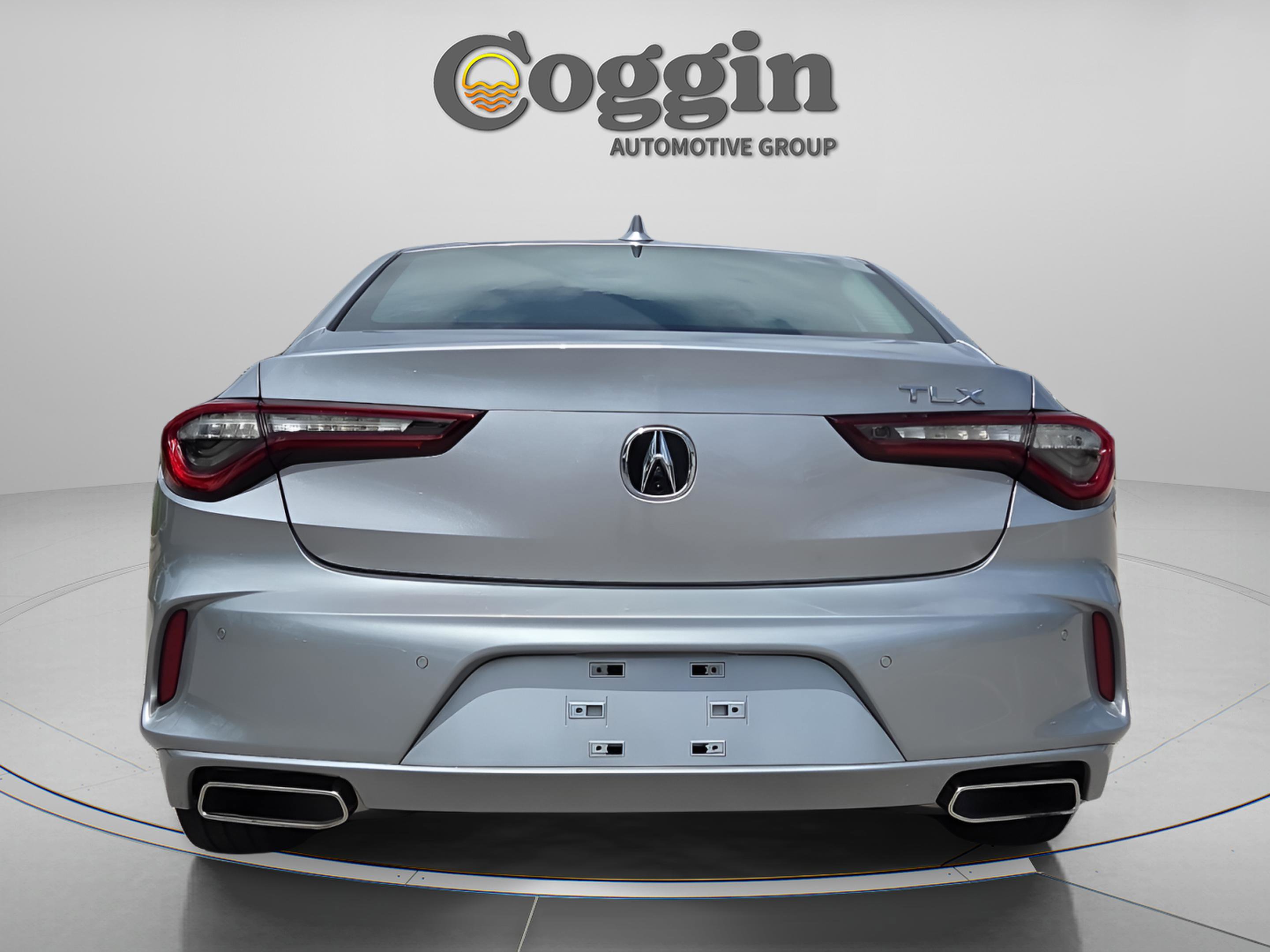 Used 2023 Acura TLX w/ Technology Package FWD image 4