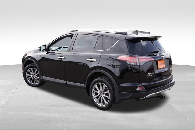 Used 2016 Toyota RAV4 Limited w/ Advanced Technology Package image 7