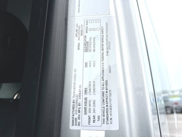 Used 2022 Mercedes-Benz Sprinter 2500 image 33