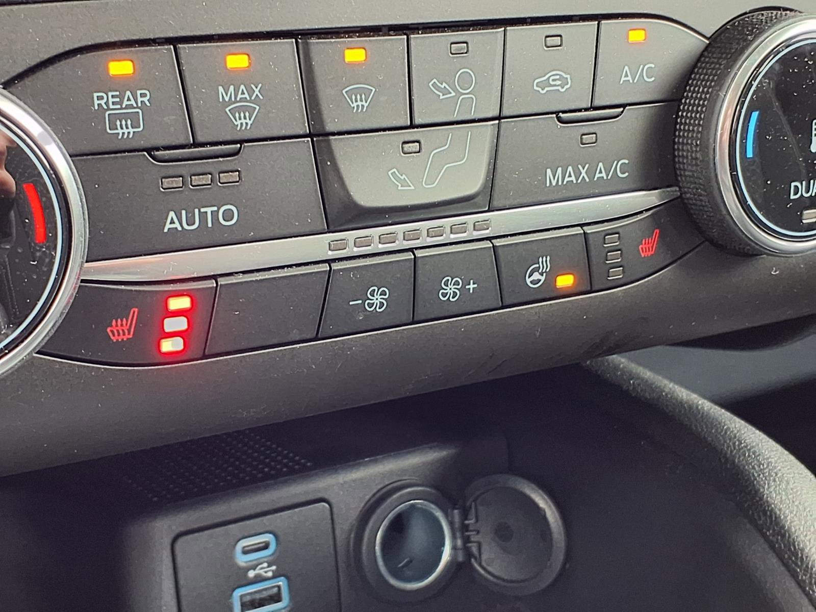 Used 2023 Ford Escape Active image 5