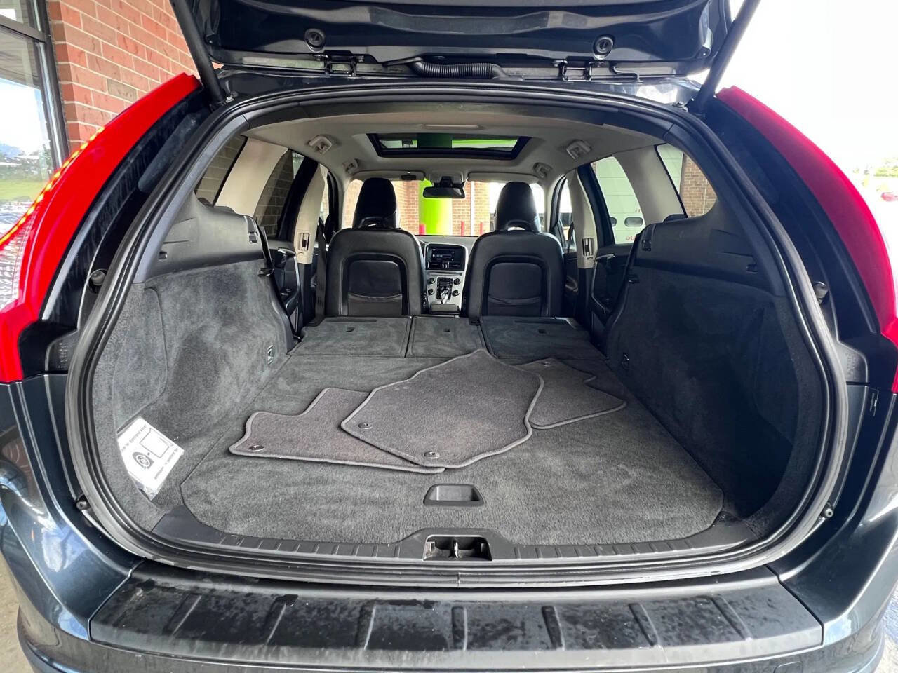 Used 2013 Volvo XC60 T6 image 16