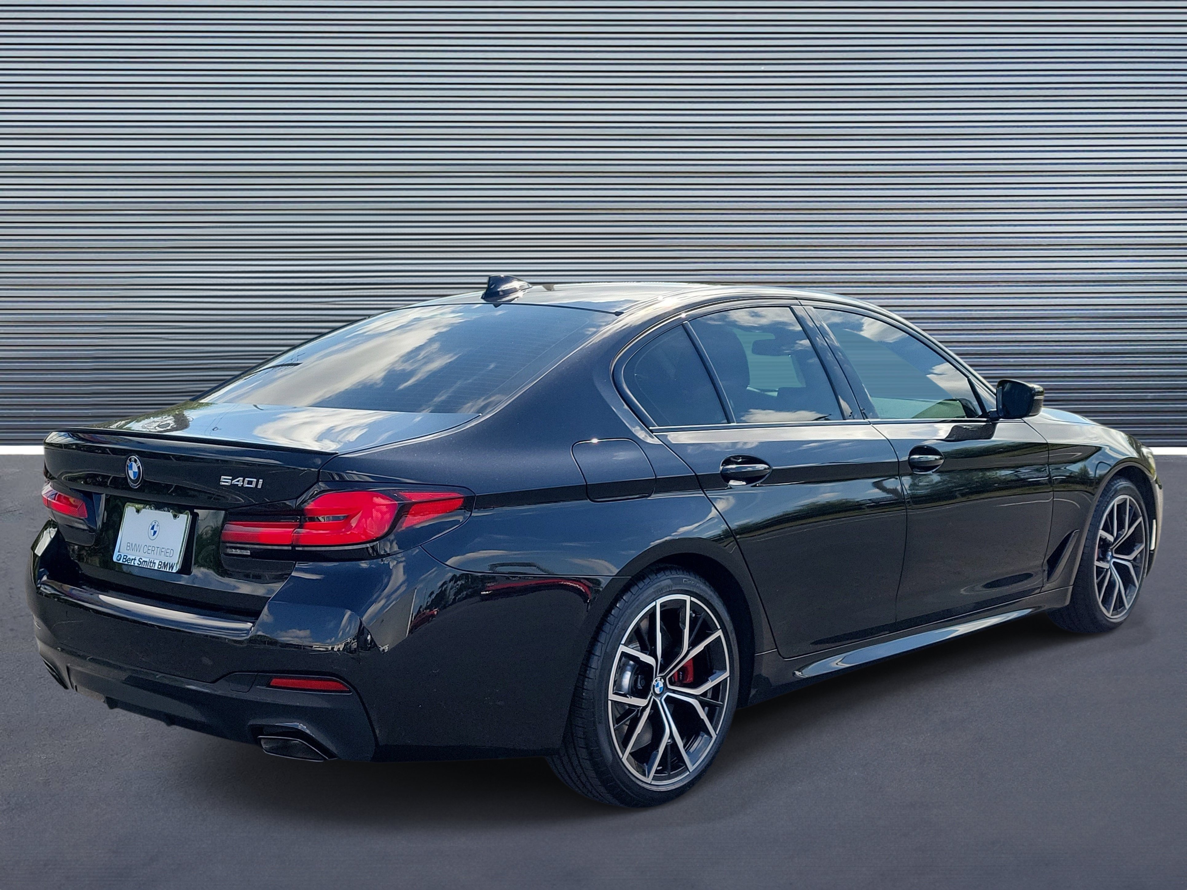 Certified 2023 BMW 540i w/ M Sport Package RWD image 3