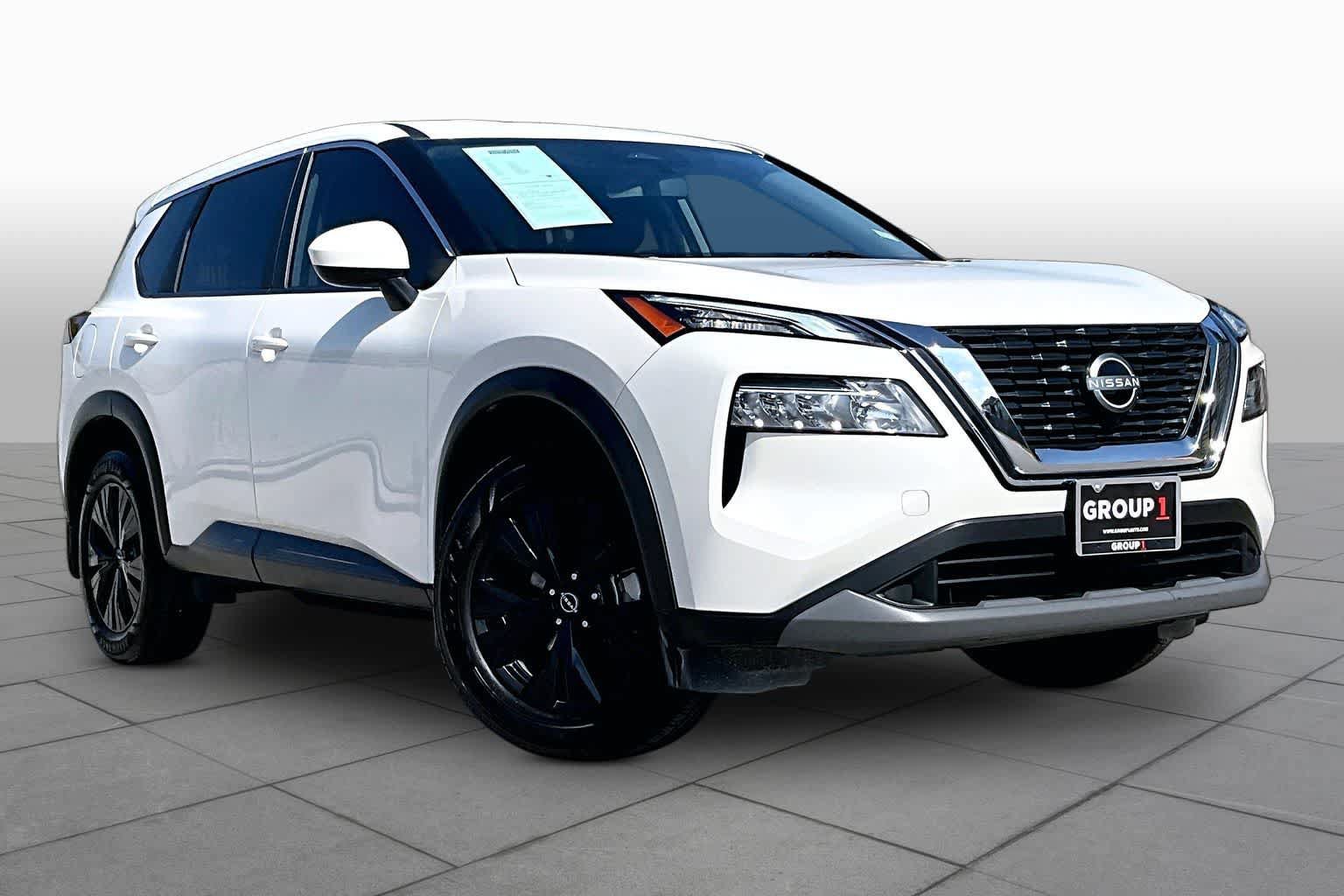 Used 2023 Nissan Rogue SV AWD/4WD image 3