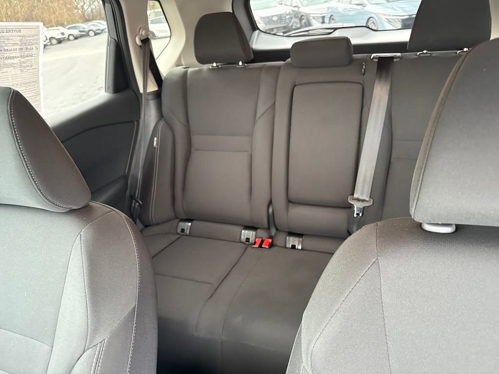 Used 2025 Nissan Rogue S image 29