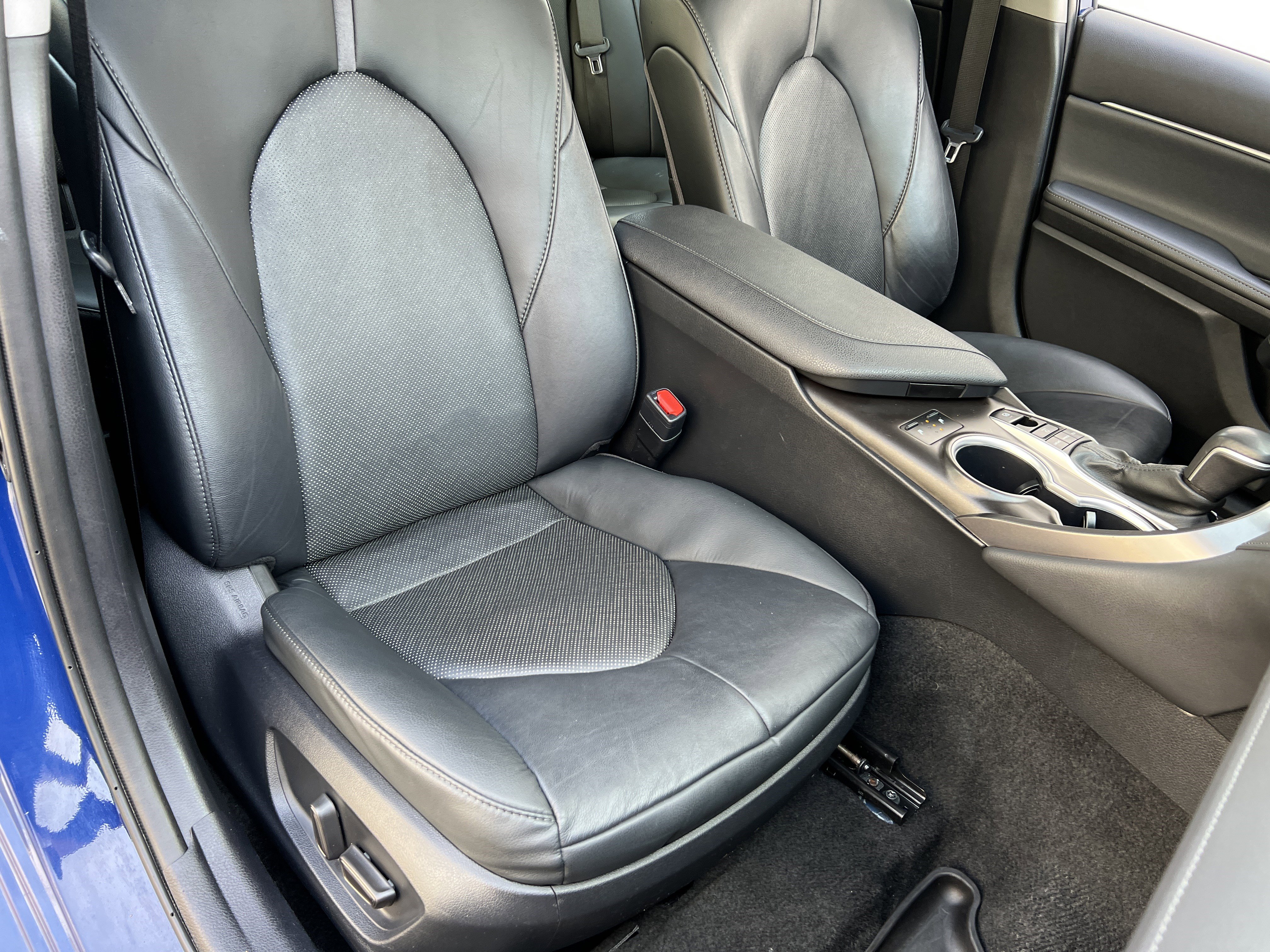 Used 2024 Toyota Camry XLE w/ Navigation Package AWD/4WD image 24