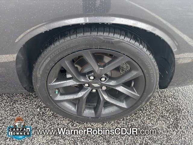Used 2022 Dodge Challenger R/T w/ Blacktop Package RWD image 16