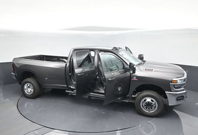 New 2026 RAM 3500 Tradesman AWD/4WD image 59