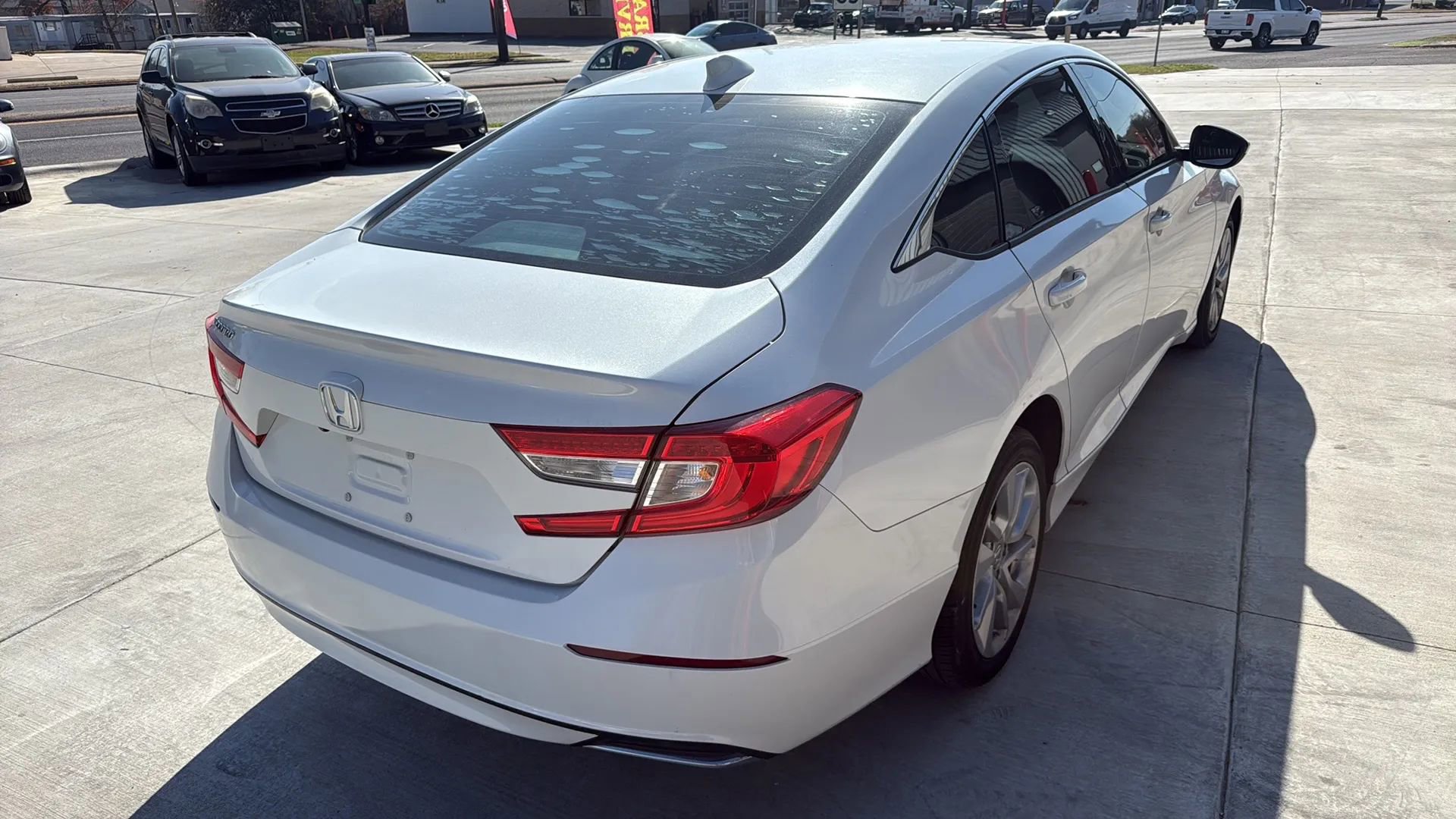 Used 2019 Honda Accord LX image 4