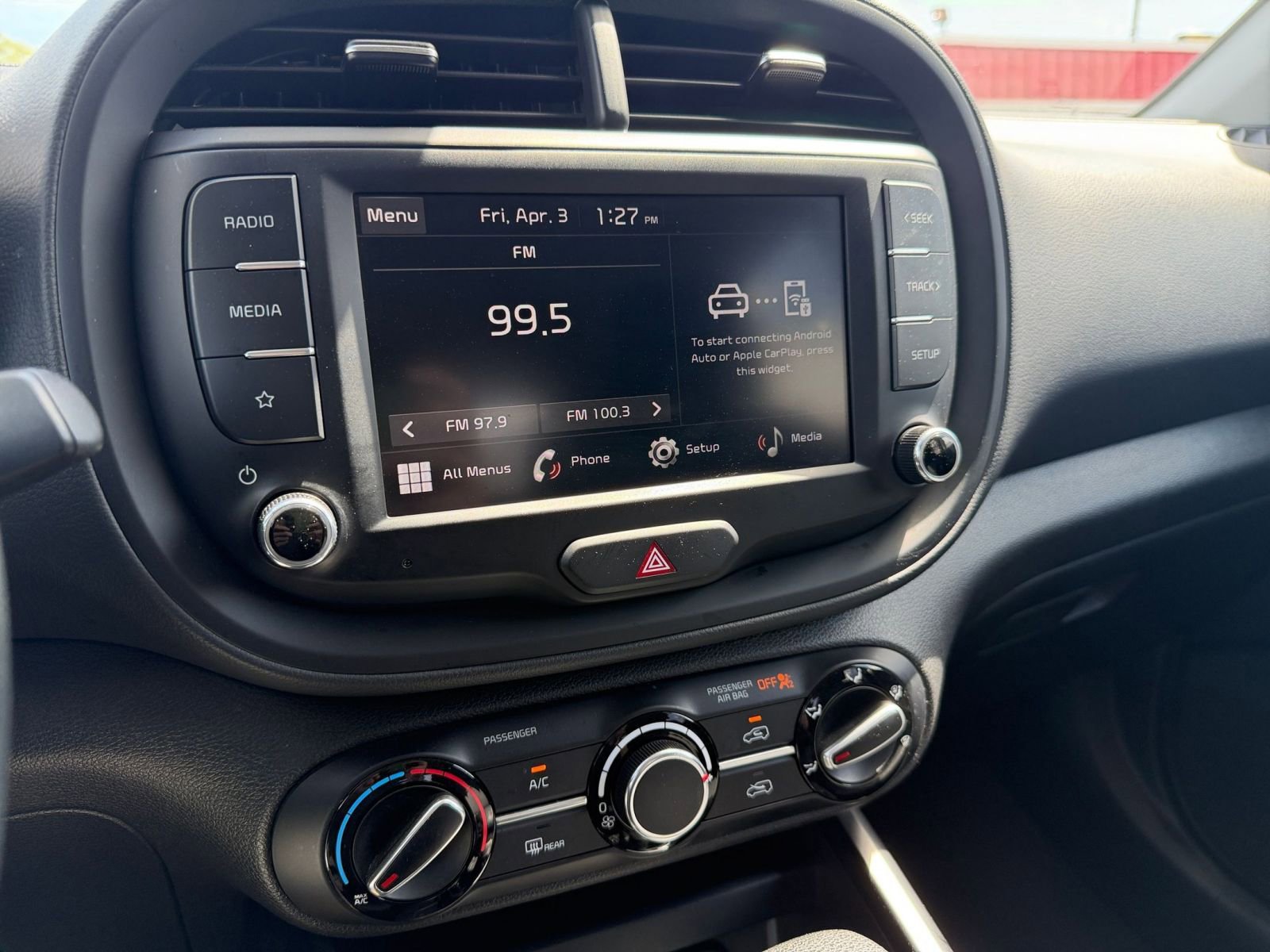 Used 2025 Kia Soul LX w/ LX Technology Package image 20