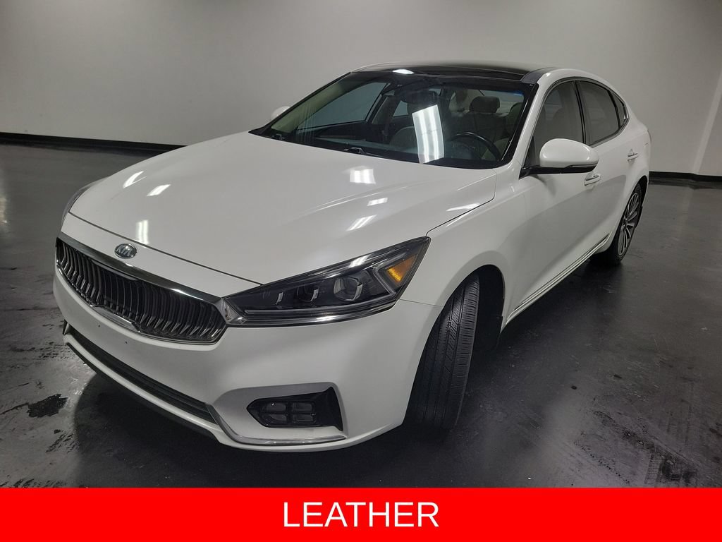Used 2017 Kia Cadenza Technology FWD image 5