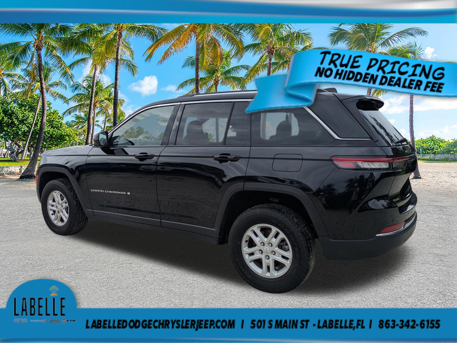 Used 2023 Jeep Grand Cherokee Laredo AWD/4WD image 6
