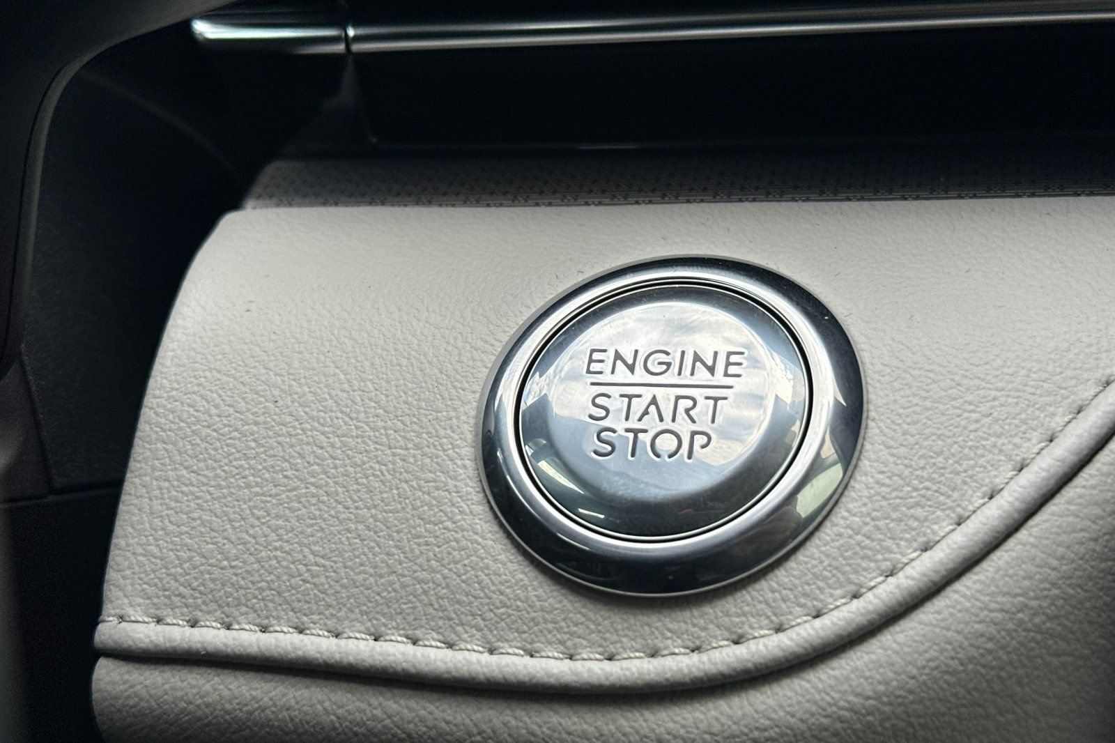 New 2026 Lincoln Nautilus Premier AWD/4WD image 22