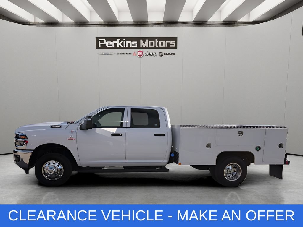 New 2026 RAM 3500 Tradesman w/ Chrome Appearance Group AWD/4WD image 4