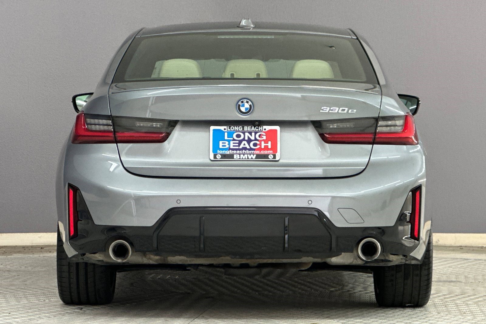 Certified 2023 BMW 330e w/ M Sport Package image 9