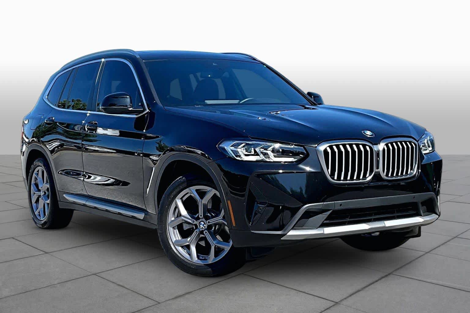 Certified 2024 BMW X3 xDrive30i w/ Premium Package AWD/4WD image 2