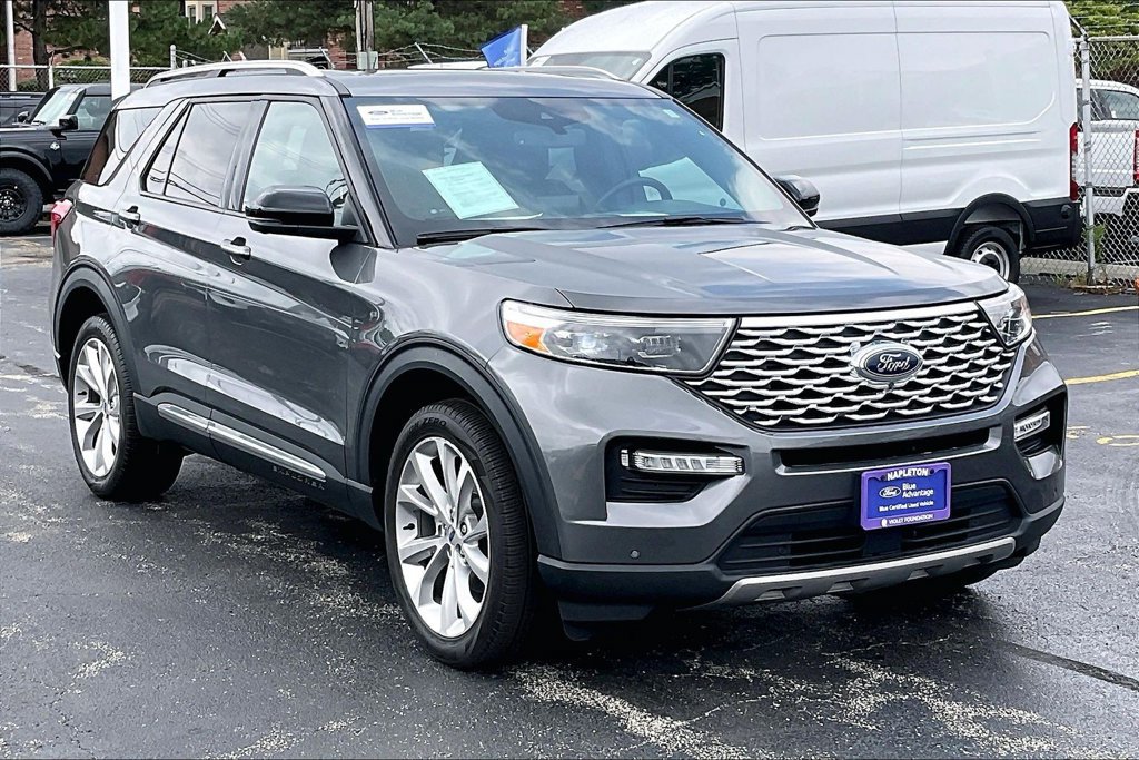 Certified 2022 Ford Explorer Platinum w/ Equipment Group 601A AWD/4WD image 35